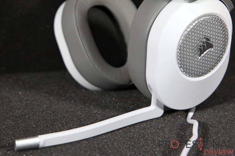 Corsair HS65 Surround